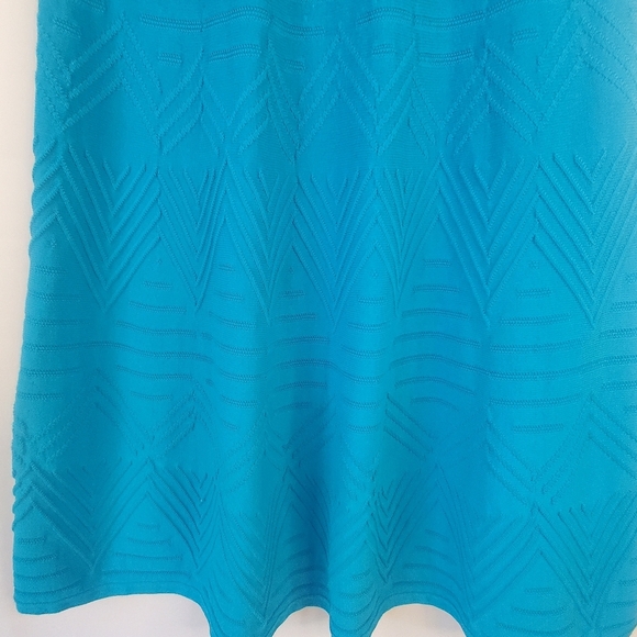 Talbots, Size M, Turquoise Rayon/Nylon short sleeve, midi lightweight knit dress - Picture 6 of 7
